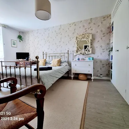 Maison Maisy Nocleg ze śniadaniem *