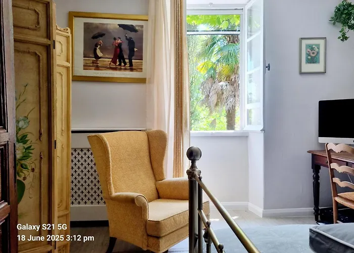 Maison Maisy Bed and Breakfast *